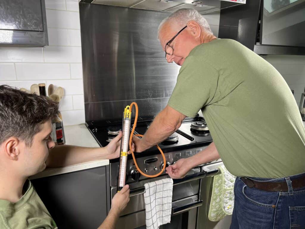 Test in gas flow on a cooker